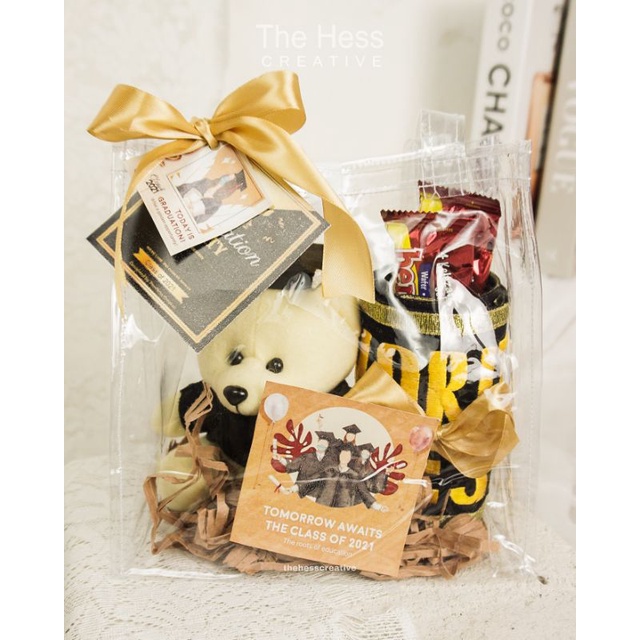 

HAMPERS PARSEL KADO WISUDA TAS
