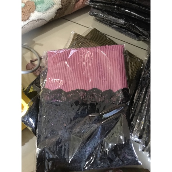 Pasmina  Plisket Prisket Renda Brokat brukat Impor/ Pasmina prisket  renda/model terbaru-Pink