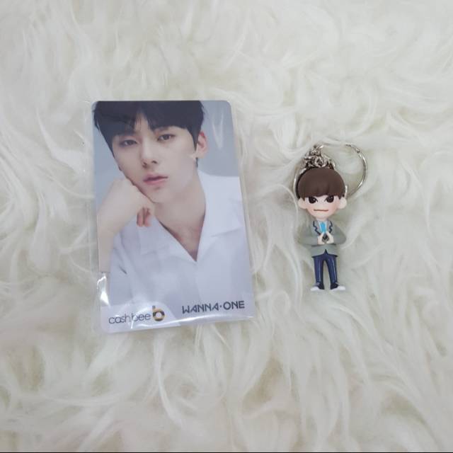 Hwang Minhyun TMoney + Keyring