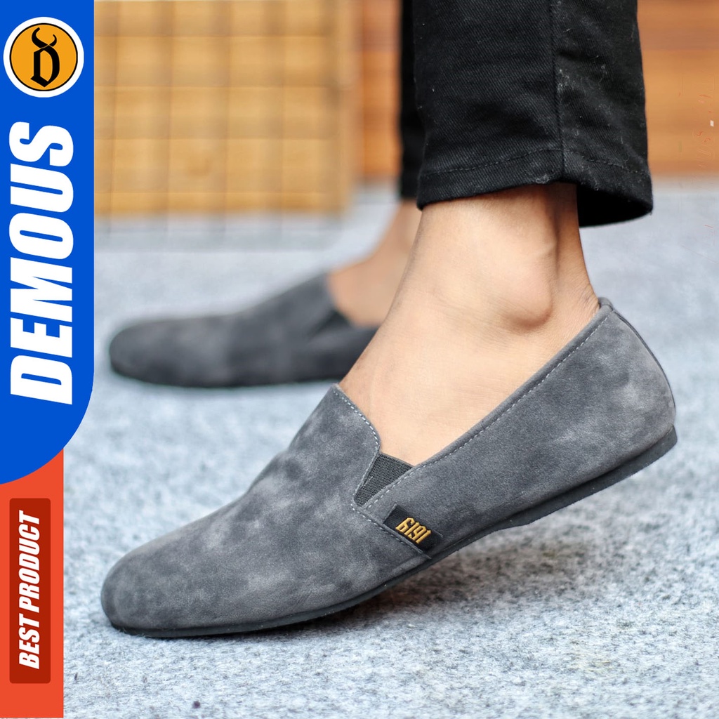 Sepatu Slip On Pria Sepatu Casual Pria Kulit Suede Kerja Kantor Kuliah Kondangan Sepatu Slop Pria Sepatu Hitam Pria DEMOUS CHORD