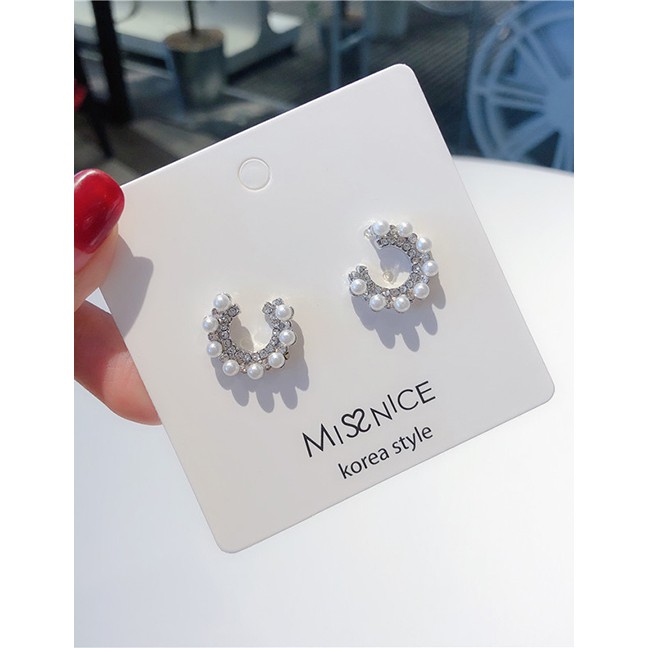 LRC Anting Tusuk Fashion  C-shaped Diamond Earrings D28053