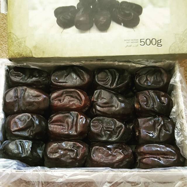 

Kurma bam madinah