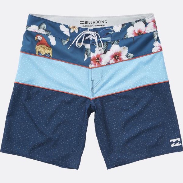Billabong Tribong X Holidaze Boardshorts