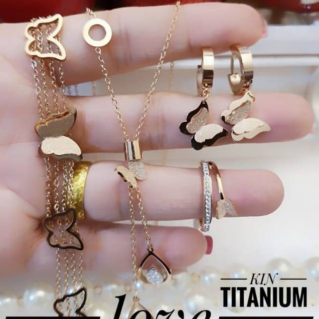 Titanium set perhiasan 2330k