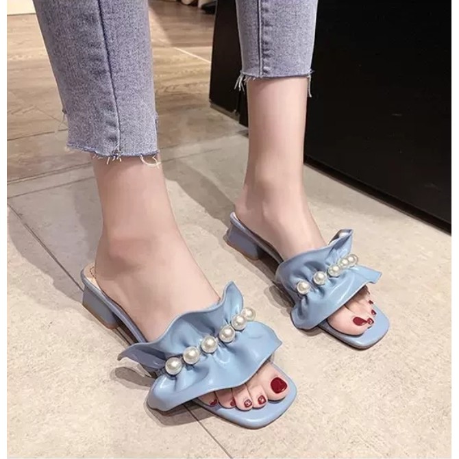 (SPECIAL SALE YEAR IMLEK) Sandal Slip MutiaraTumit Rendah 067560 Pearl Ruffles Sandal