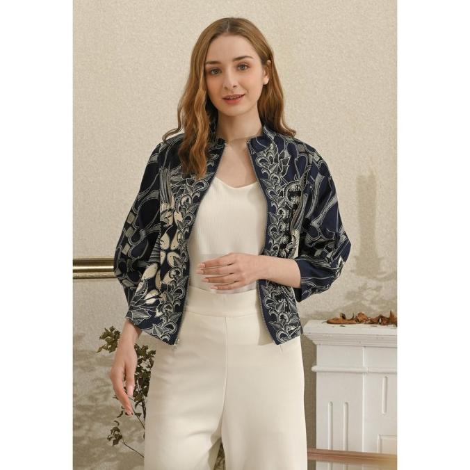 Tiran Bomber Jaket Batik Wanita