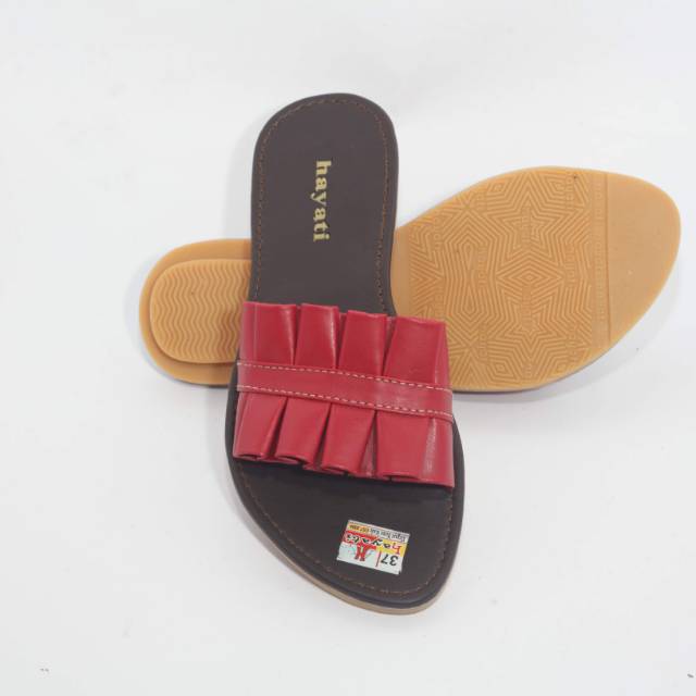 Hayati sandal wanita slop anti slip karet mentah merah Hayati sandal wanita slop anti slip karet mentah merah