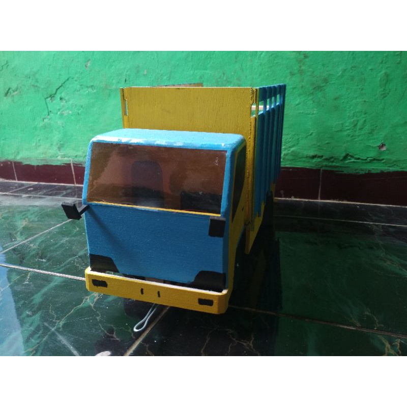 miniatur truk oleng murah bahan triplek 6mm, Bukan papercraft