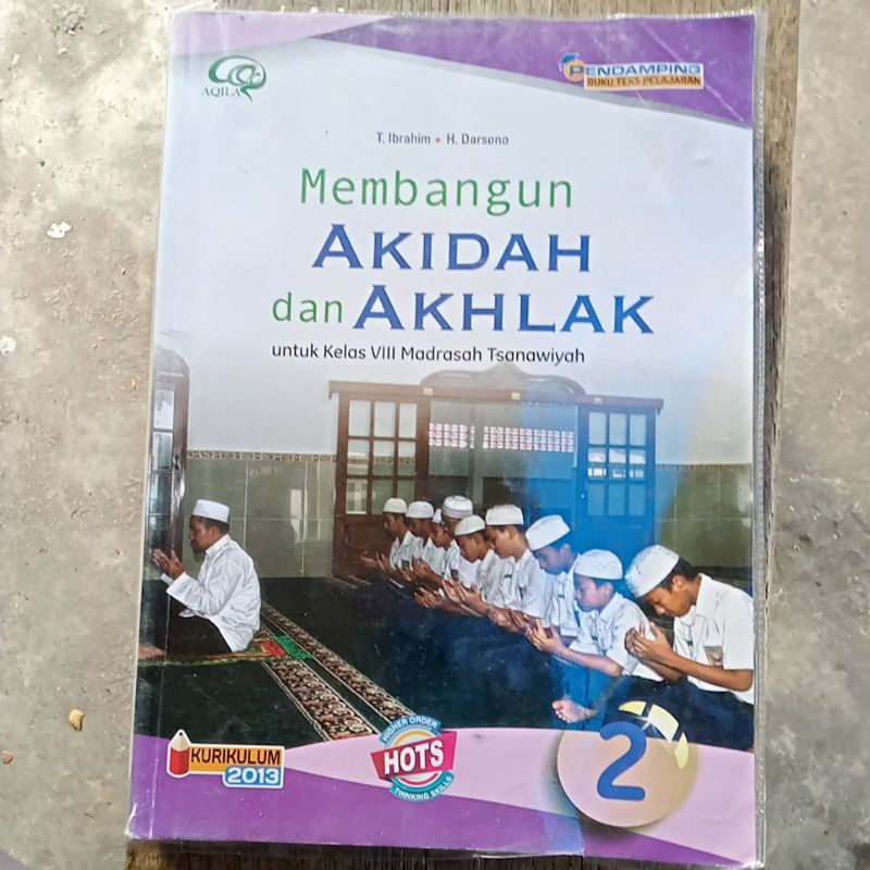 membangun akidah dan akhlak kelas 8 SMP