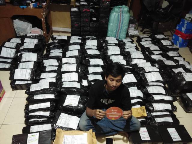 Terbaru! Sandal Pria Nike Benassi Swoosh, Sandal Slide Nike FLIP Flop Benassi, Sandal nike putih