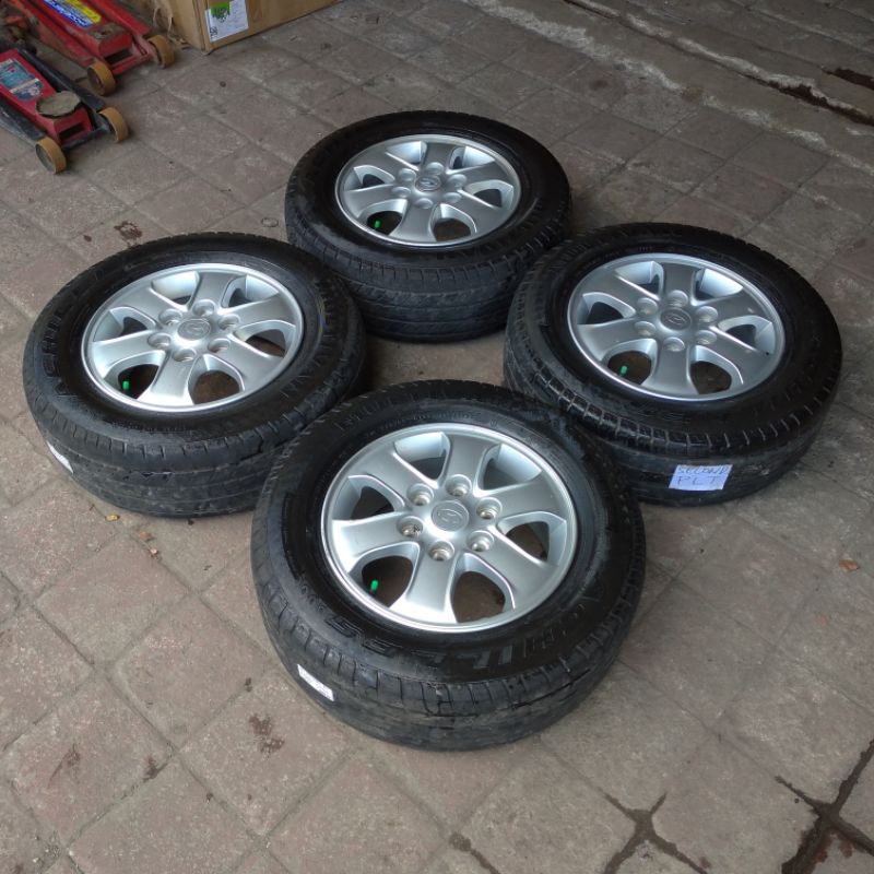 VELG BEKAS COPOTAN MOBIL HYUNDAI RING 16