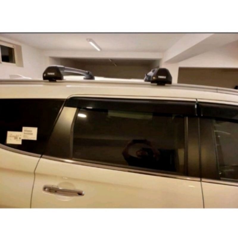 THULE cross bar all new pajero 2021