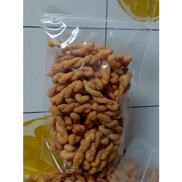 

untiran snack kue tambang 1kg