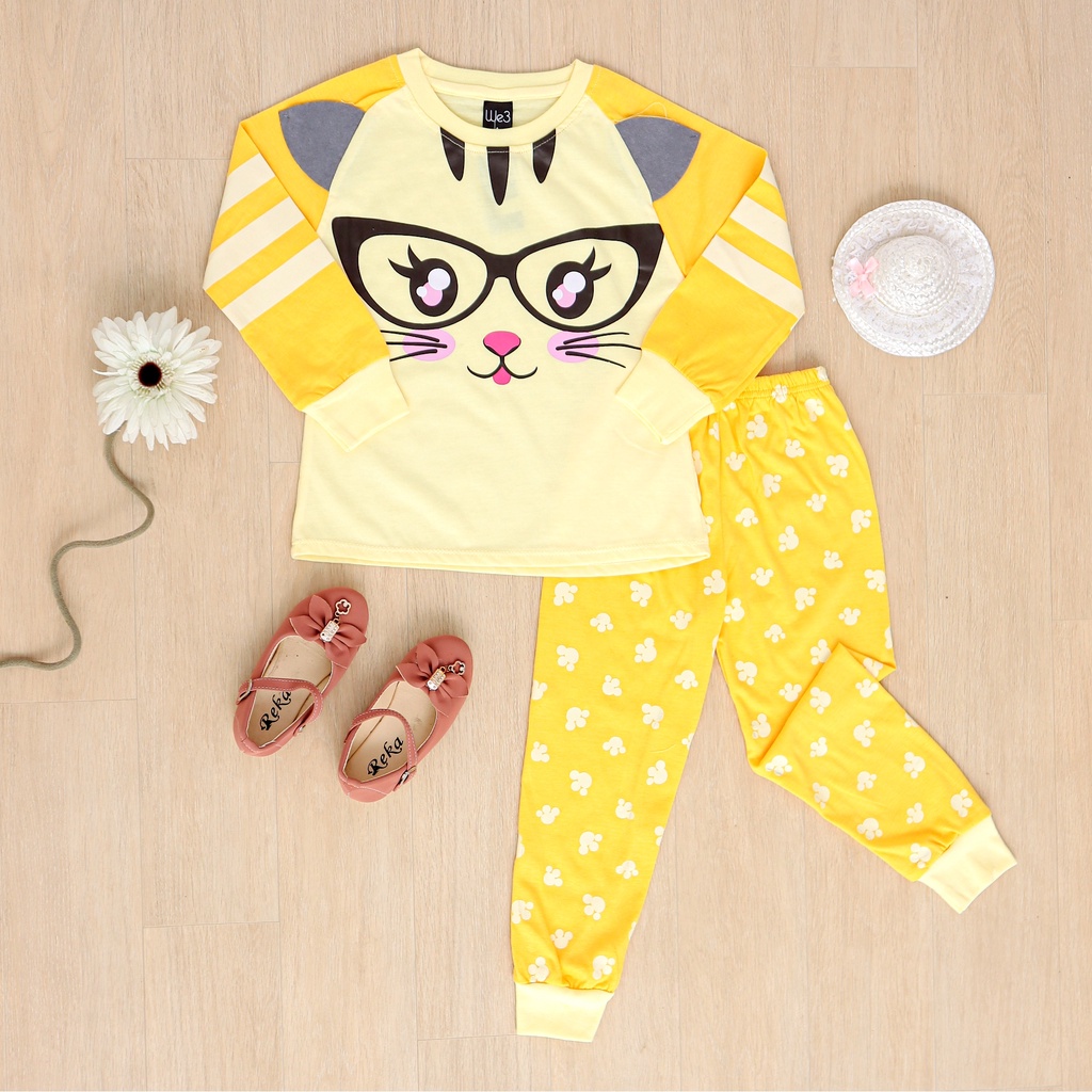 BAJU SETELAN PIAMA ANAK PEREMPUAN MERK WE3