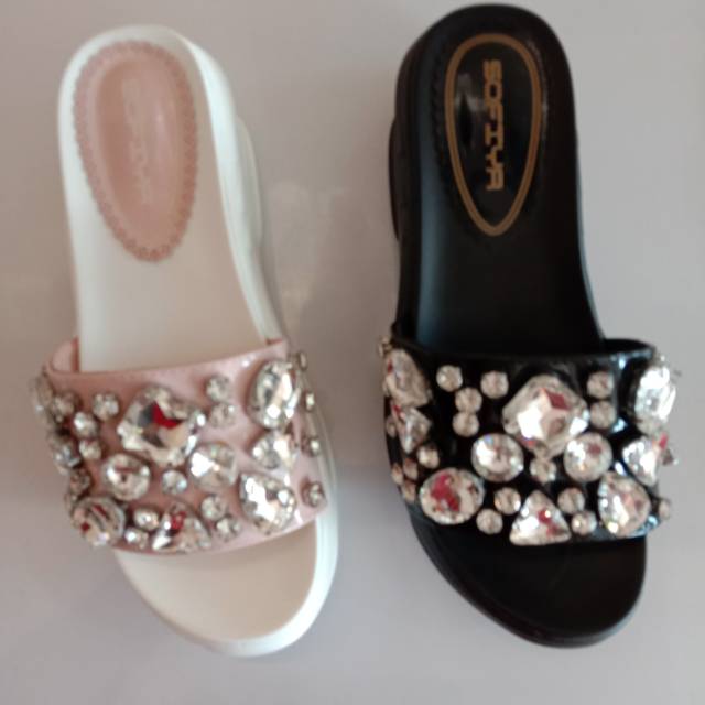 Wedges sofiya