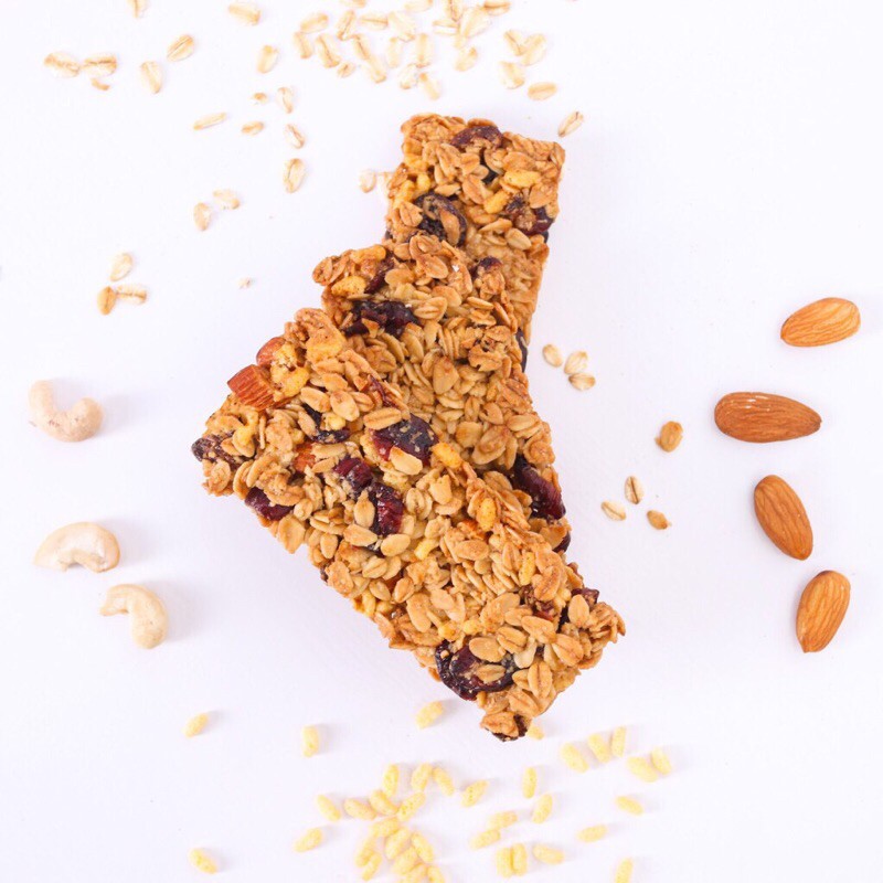 

Granola Bars Mix Berries ( isi 2 bars perbungkus dengan berat masing” 40gr )