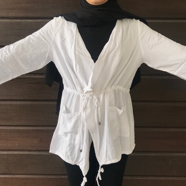 

Semiparka white colorb*x