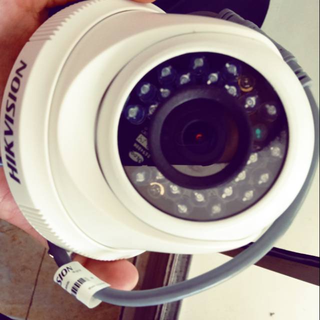 Kamera cctv HIKVISION