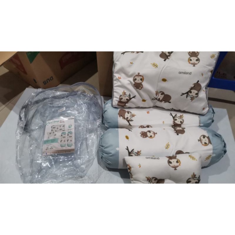 Omiland Bantal Guling Set &amp; Bantal Peyang Sloth Series