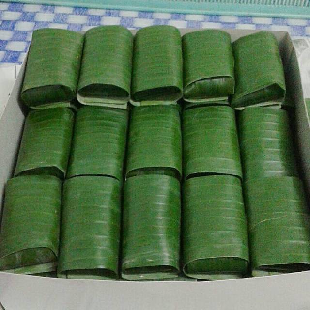 

Lemper ayam