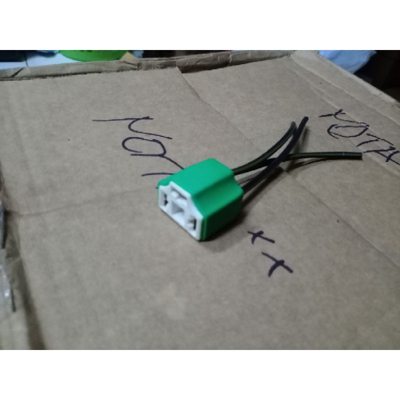 SOCKET LAMPU SEAL BEAM WARNA RANDOM