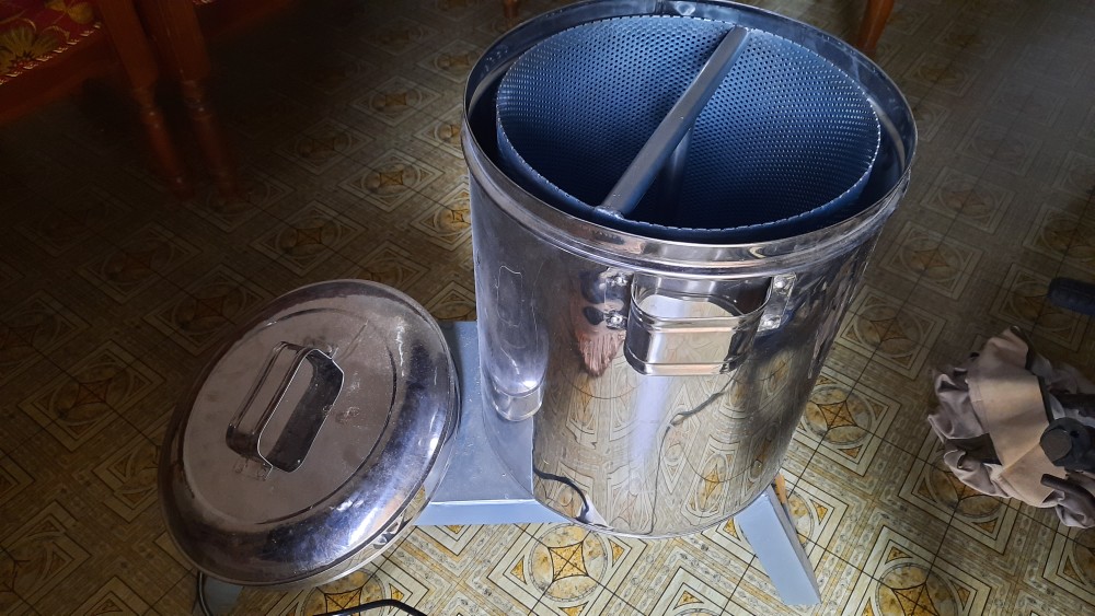 Mesin Spinner Peniris Minyak