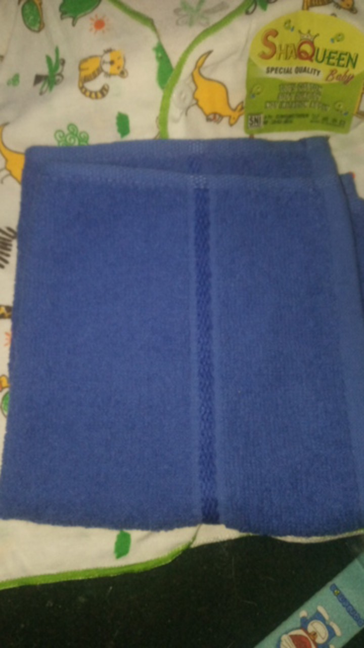 Sapu Tangan Handuk Mutia 30x30 Kualitas Bagus Terlaris