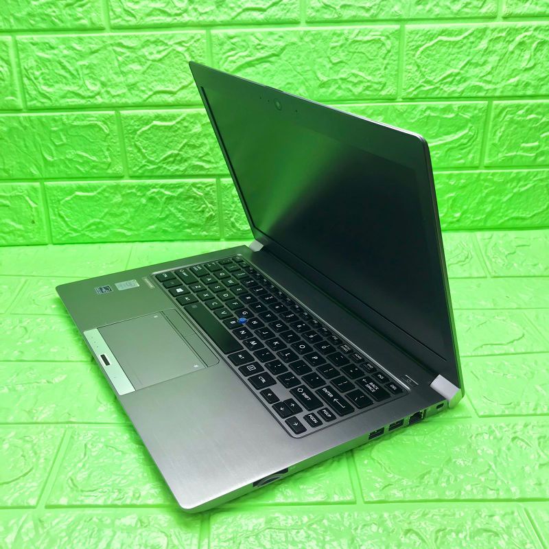 LAPTOP TOSHIBA DYNABOOK Z30-C i5/i7 GEN 6 8GB - 256SSD ULTRA SLIM