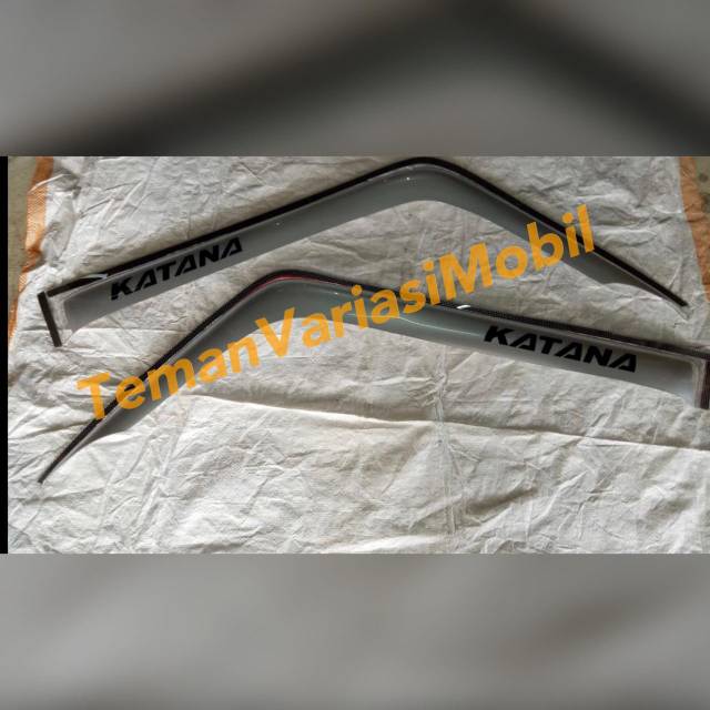 TALANG AIR TALANG HUJAN MOBIL SUZUKI KATANA SILVER