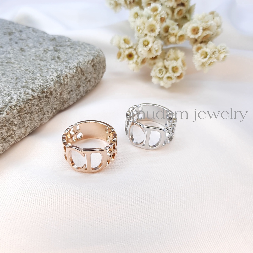 Cincin Titanium Lebar 5mm dan 8mm D Mewah dan Elegan Tersedia Warna Rose Gold, Gold dan Silver