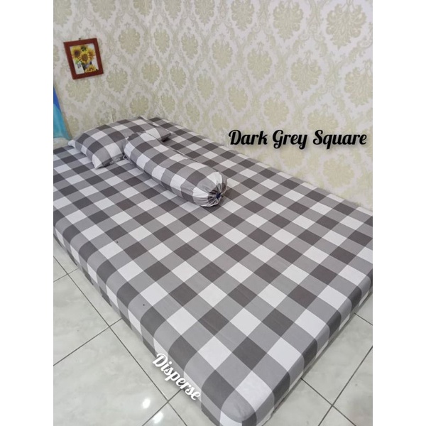 sprei homemade motif dark grey square