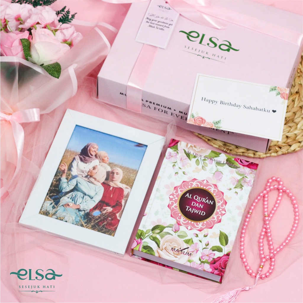 

Elsa Paket Gift Alquran Frame Hadiah Anniversary Ultah Kado Wisuda Graduation Murah Box Souvenir Murah Bouquet Bunga Gift Box Premium Tasbih Foto Frame