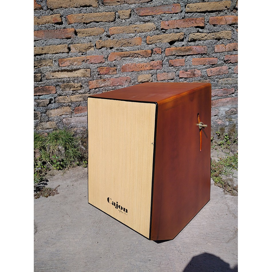 Cajon/Drum box Akustik dan Elektrik