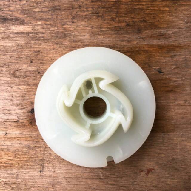 Poly Engkol Mesin Chainsaw Montana CS9000