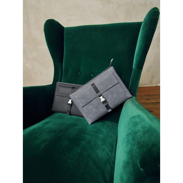 Tas Pria Clutch Pedro (Original Store), DIJAMIN 100% ORIGINAL, Monochrome Clutch, Men Clutch