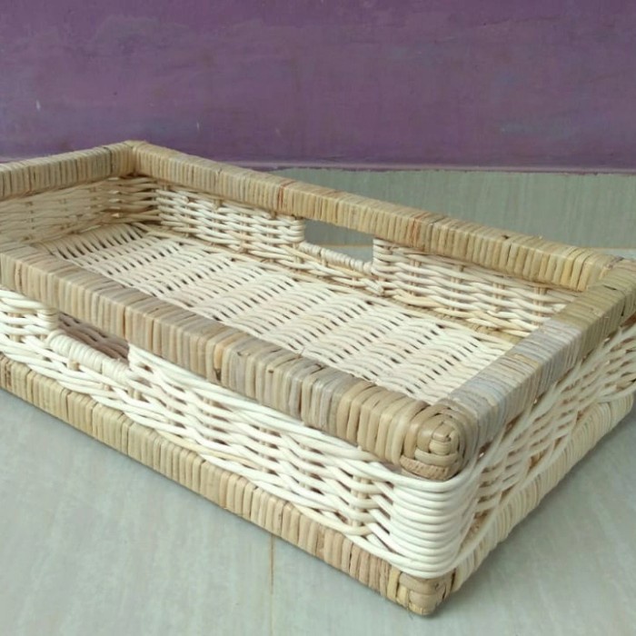 KERANJANG ROTAN PERSEGI PANJANG 50X30X10 CM