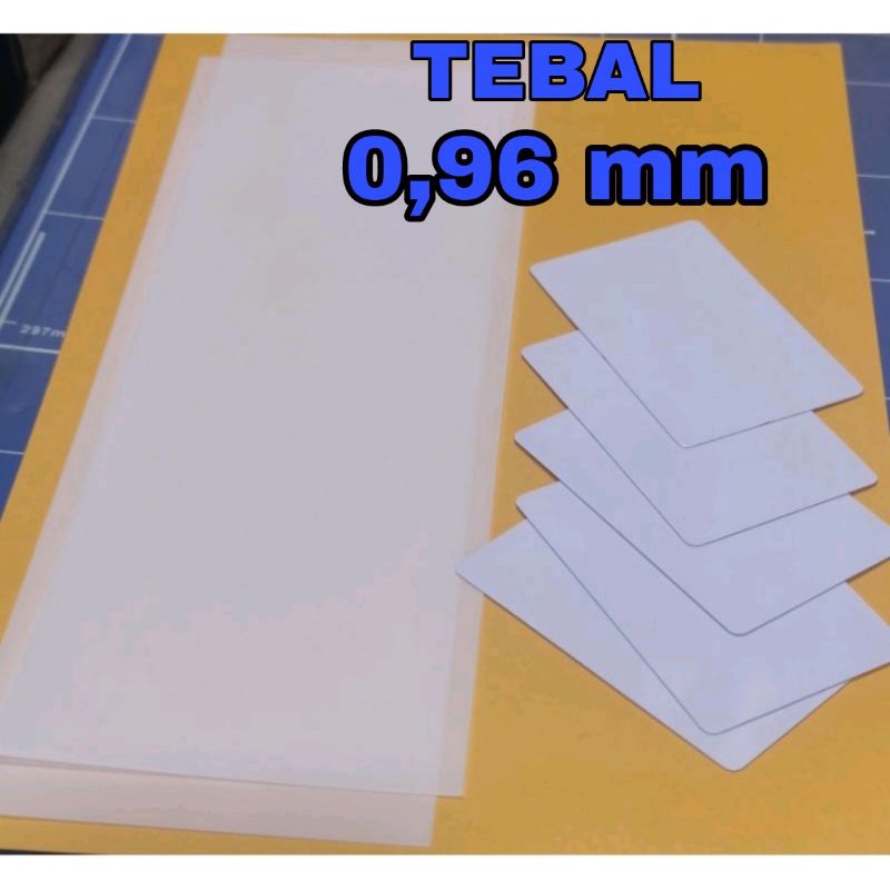 

kertas pvc ID card 0,96mm sudah di plong