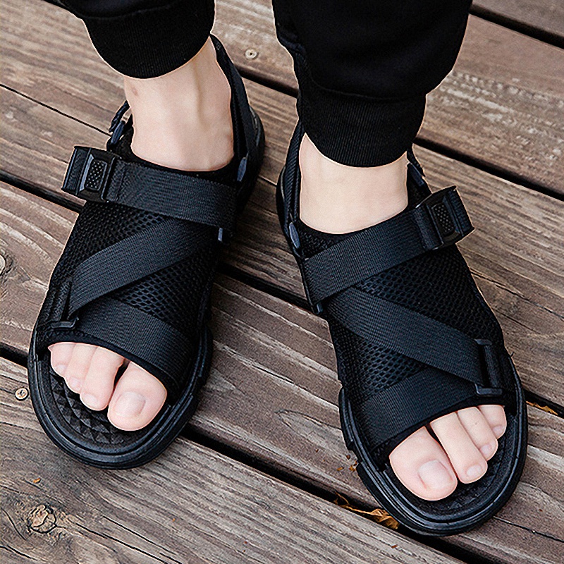 Highland Sandal Gunung Pria Kasual Sandal Pria Santai Anti Slip Ringan Nyaman Dipakai MT404