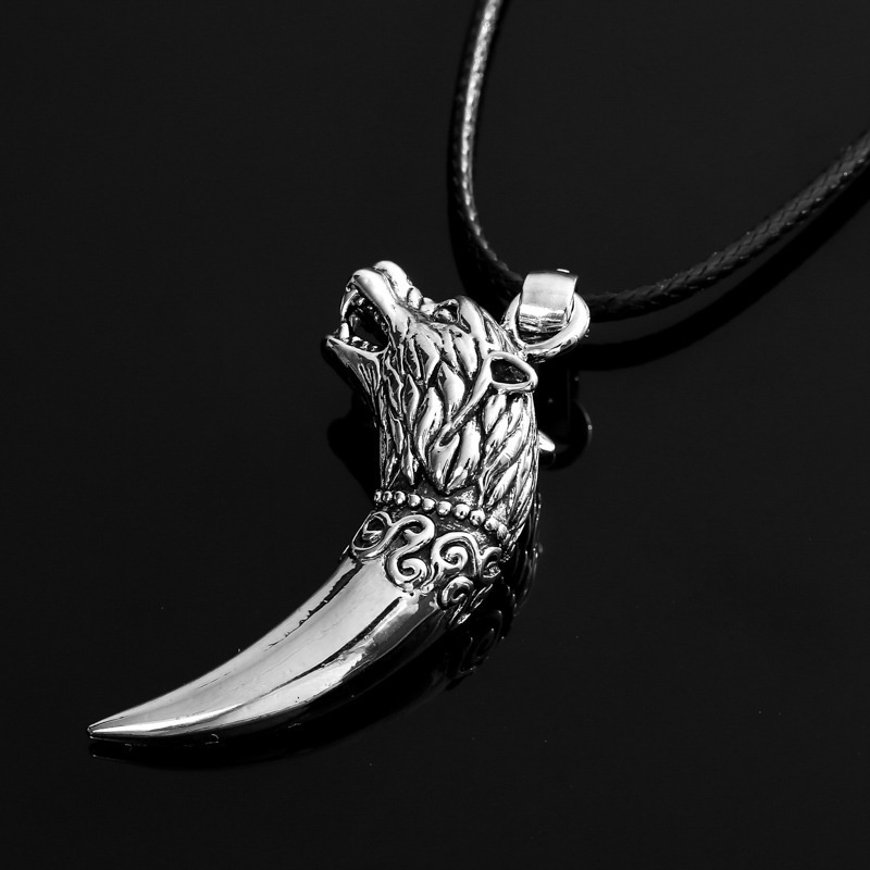 Kalung Tag Desain Mahkota Bahan Stainless Steel Gaya Eropa Amerika Untuk Pria