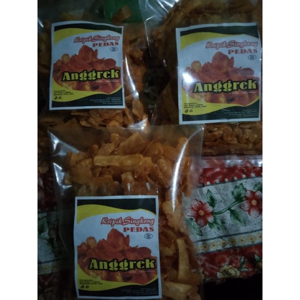 

Kripik singkonh Wenak Penas Manis Gurih Renyah