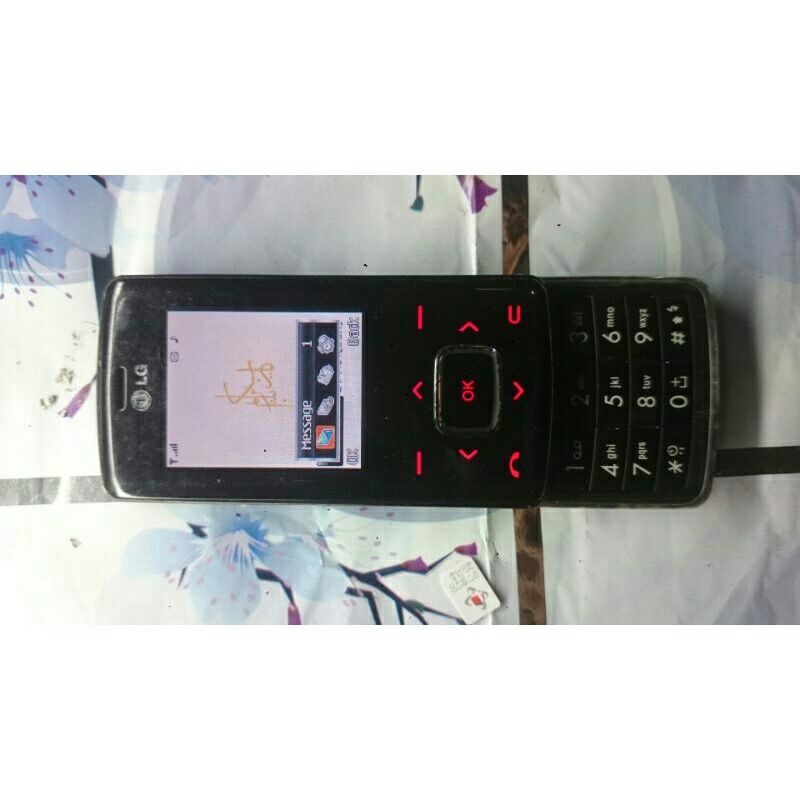 LG KG800 SLIDE HP JADUL / UNIK / LANGKA