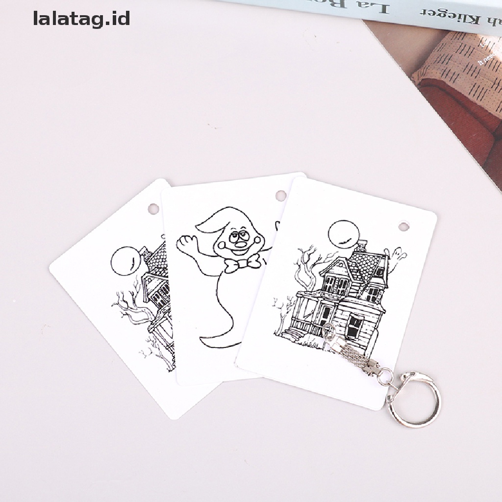 [lalatag] Ghost Escape Card Magic Tricks Ghost Card Escape From Keychain Magic Toy Props [ID]