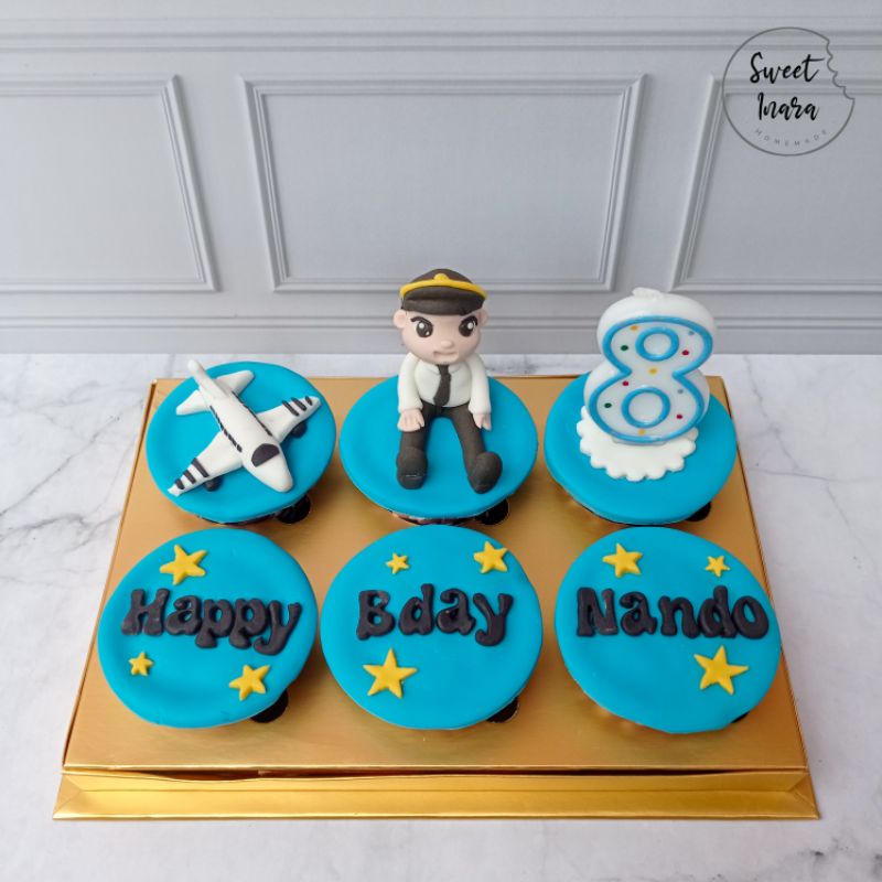 

Cupcake Ulang Tahun Pilot