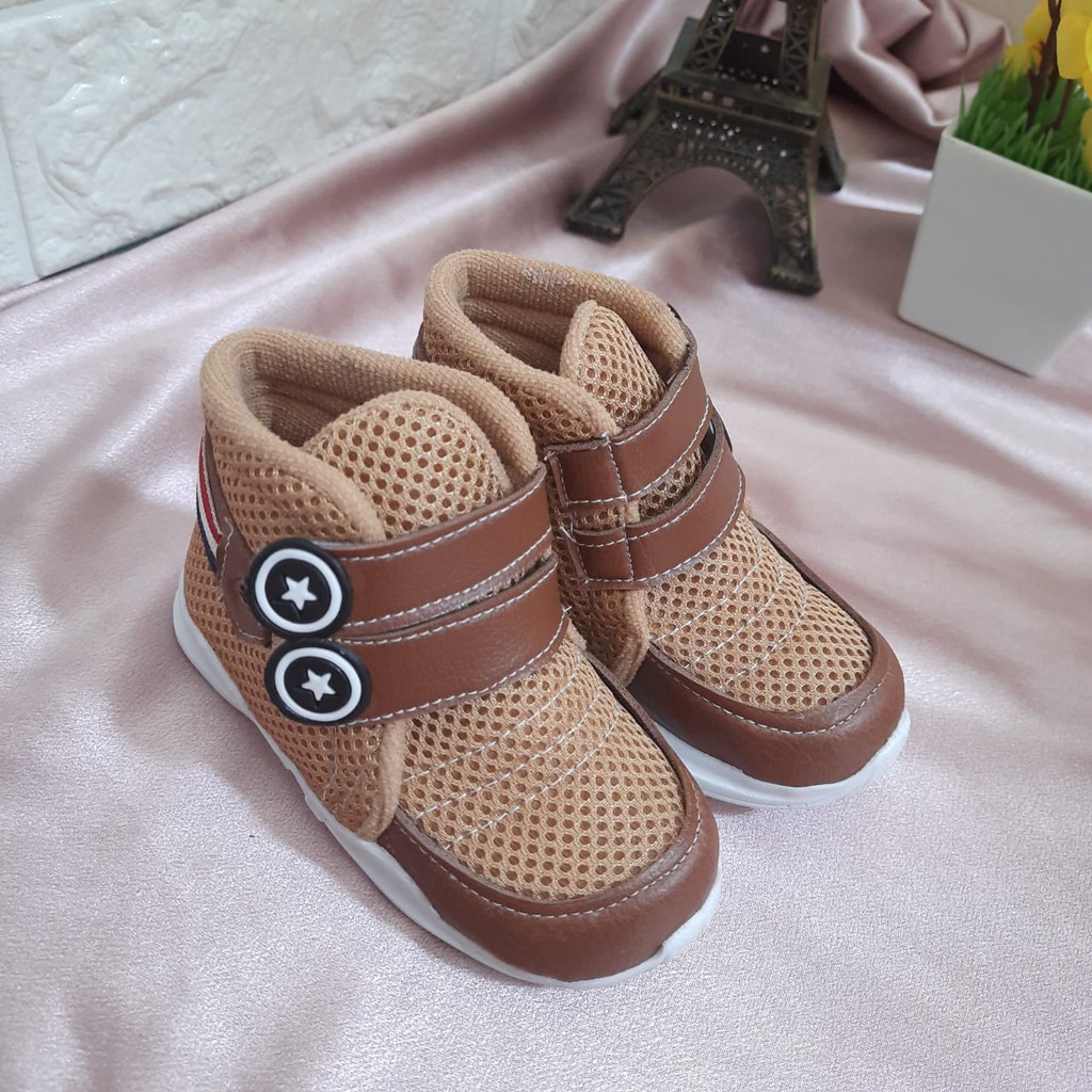 [TAMAN SEPATUKU] SEPATU TRENDY MURAH BOOT TAN ANAK USIA 1 2 3 TAHUN BAX02