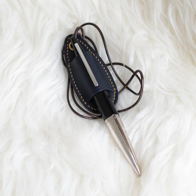 Brighton Pen Necklace, Pulpen Tali Kulit, Gantungan Pen, Pen Kalung