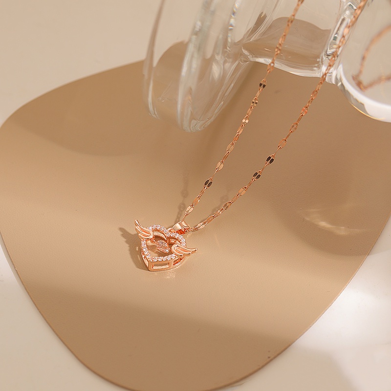 Kalung Rantai Klavikula Pendek Bentuk Hati Lapis Emas Aksen Zirkon Gaya Korea Untuk Hadiah Pasangan