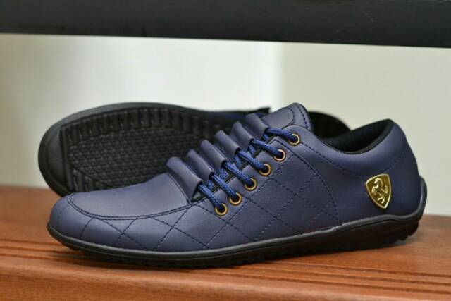 Sepatu casual pria mining formal kondangan acara sintesis