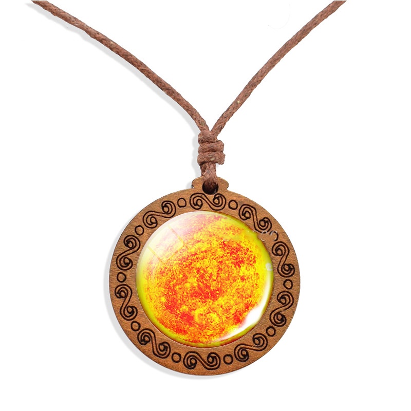 2022 Kalung Liontin Planet / Bulan / Tata Surya Bahan Kayu Untuk Hadiah