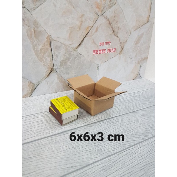 

Kardus / Box / uk. 6x6x3 cm / Karton Packing polos baru ST