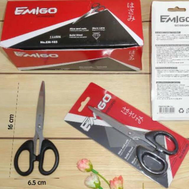 

Gunting EmiGo / Alat Pemotong